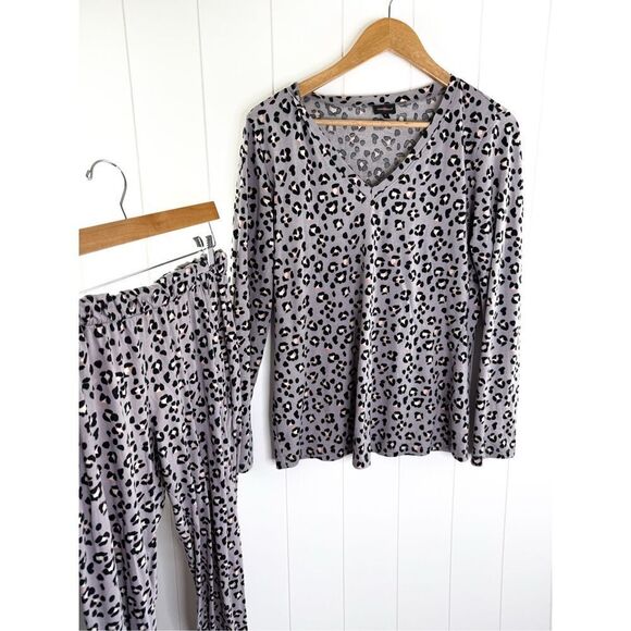Cosabella Pima Cotton Purple Leopard Print V-Neck Long Sleeve Pants Pajama Set M - Picture 1 of 13